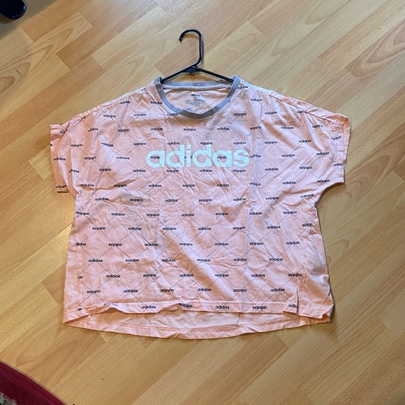 Adidas T-shirt - Picture 3 of 5